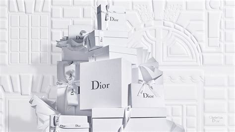 official site of Dior